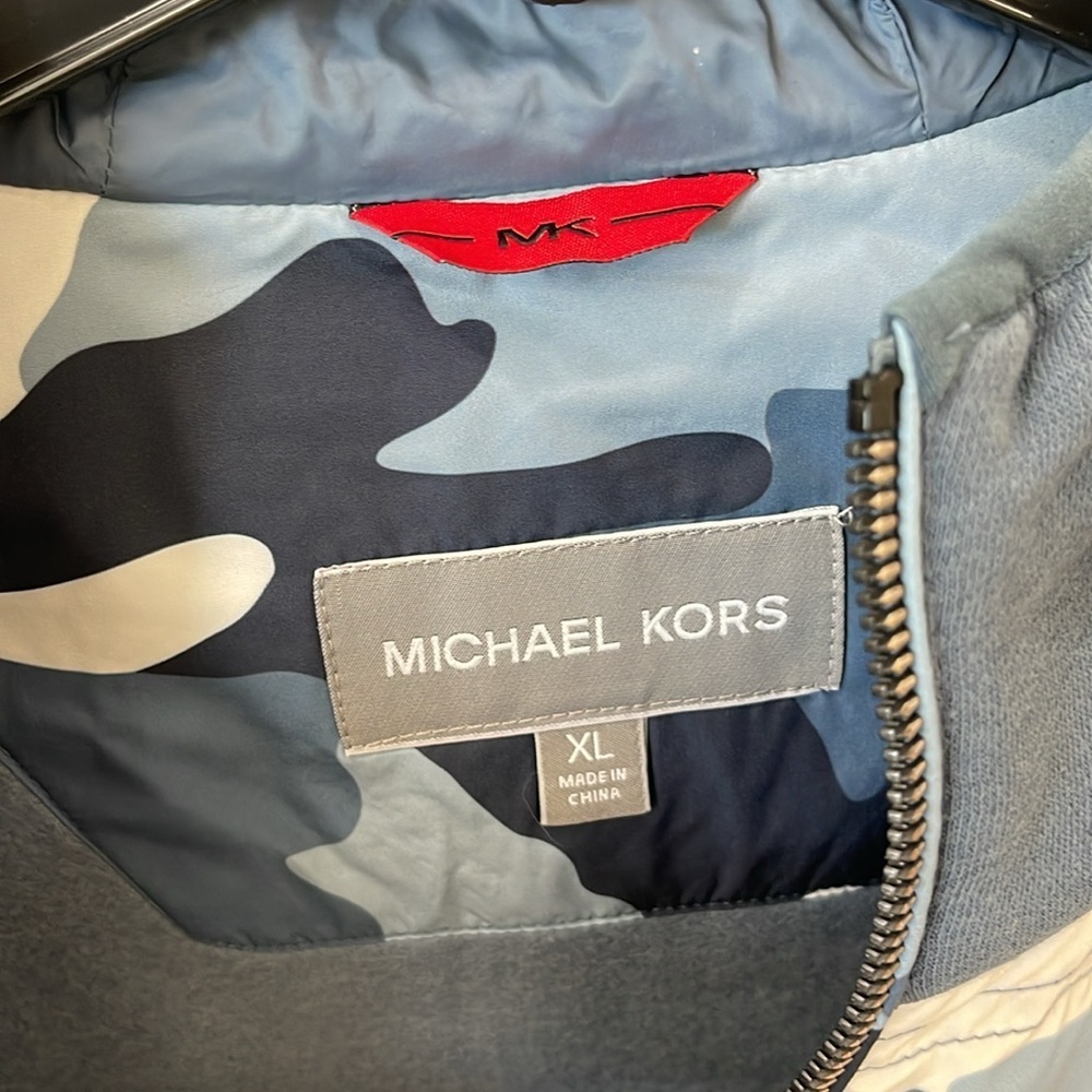 NEW MICHAEL KORS MENS Camo Quilted Nylon Hooded puffer Jacket XL vest blue NWT - Picture 12 of 17